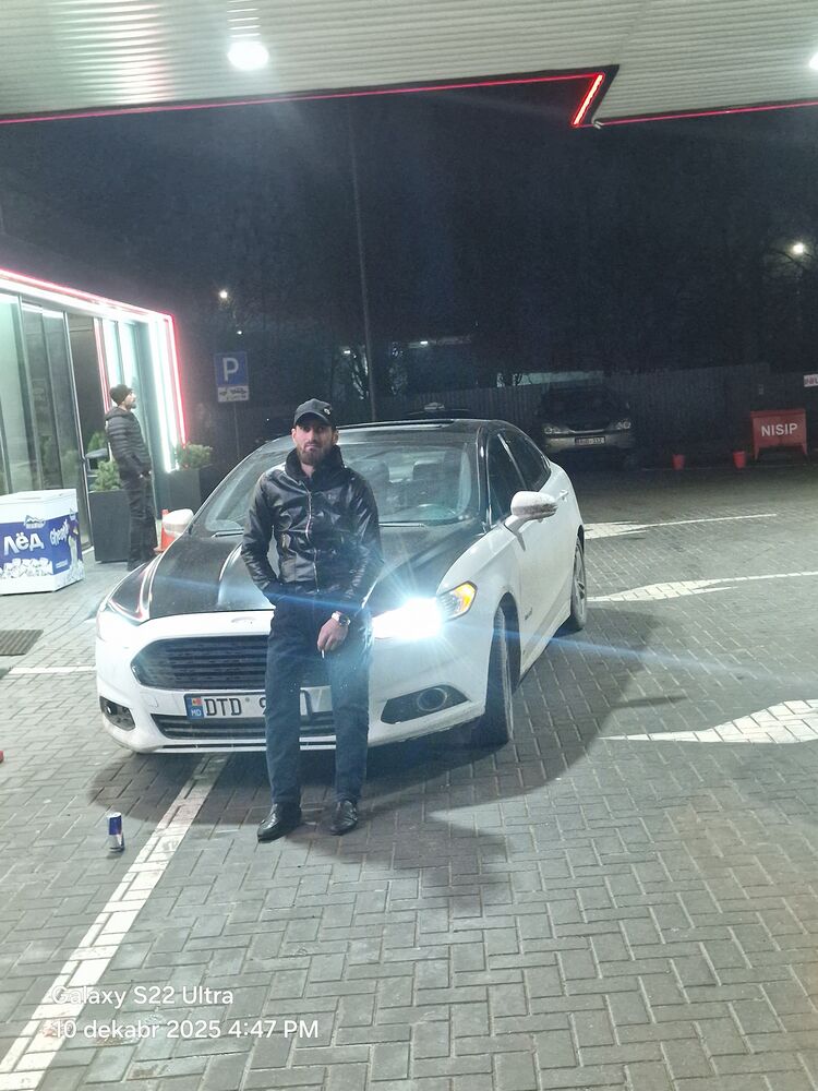  54791869  Murad, 31 ,    