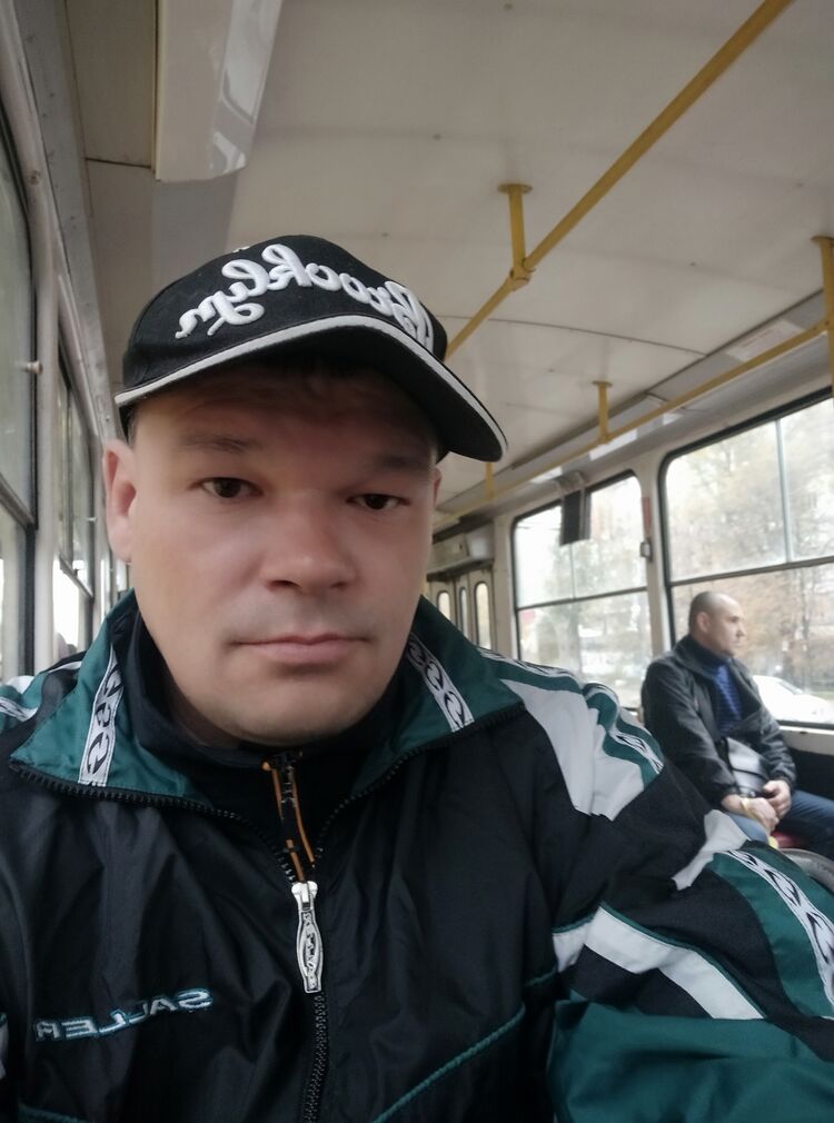  30279729  , 44 ,    