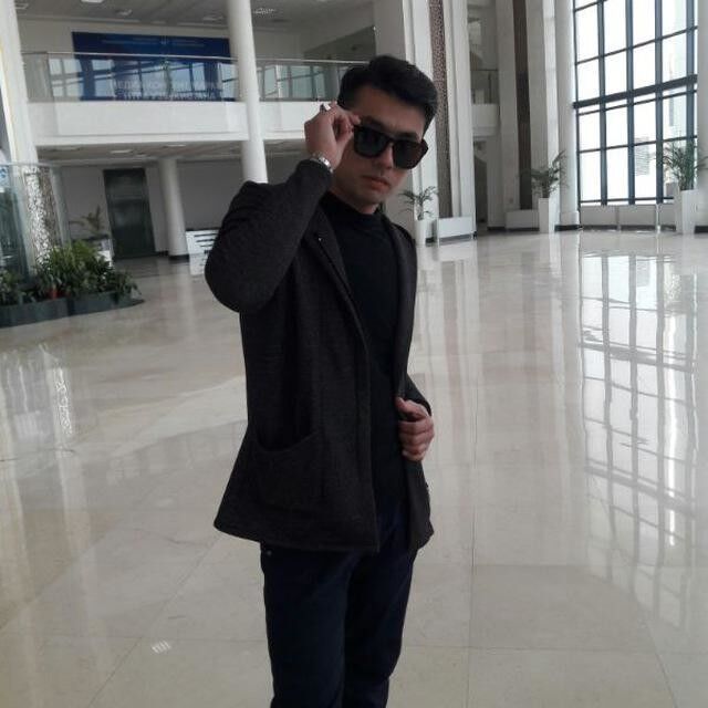  18986889  Mr Khan, 34 ,    