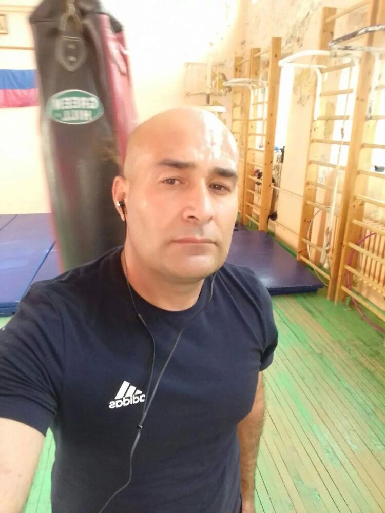  -,   Farhod, 44 ,   ,   , c , 
