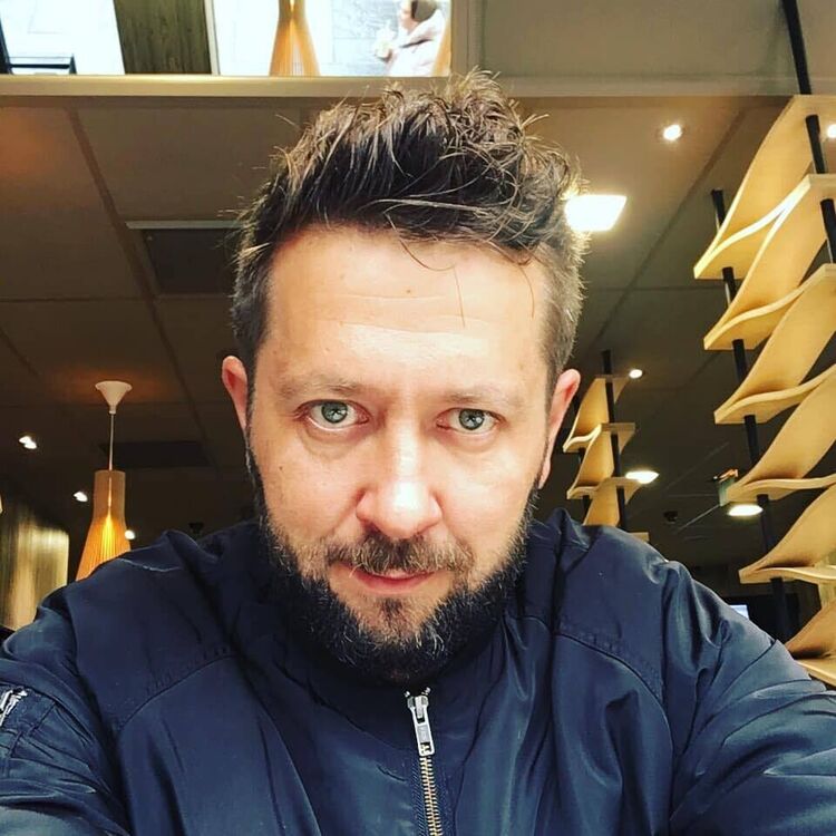 ,   Aleks, 37 ,   ,   , c 