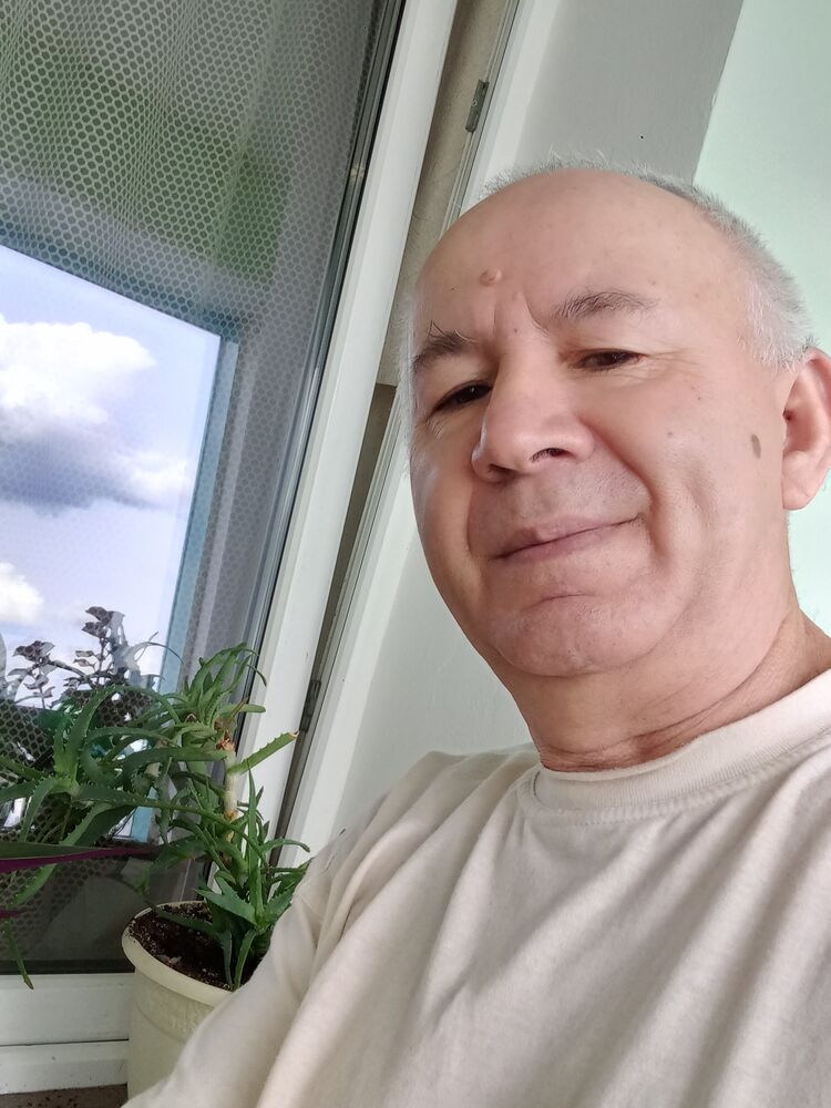  ,   Junaidullo, 68 ,   ,   