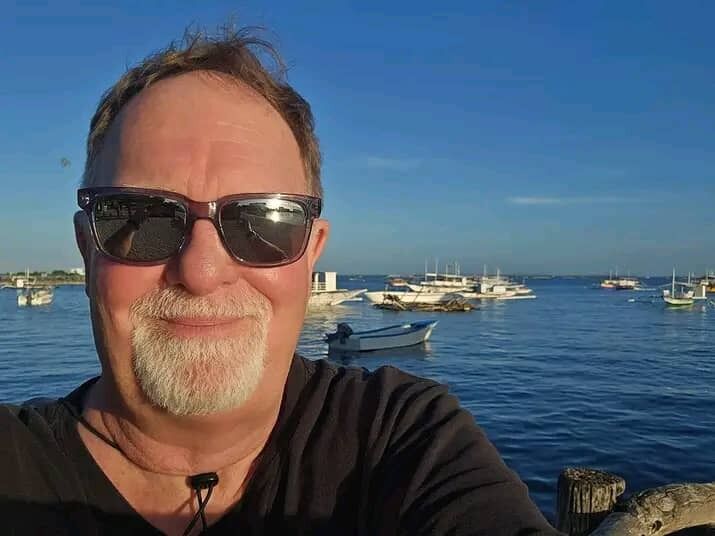  48305709  Emil filip, 61 ,    Abbots Langley