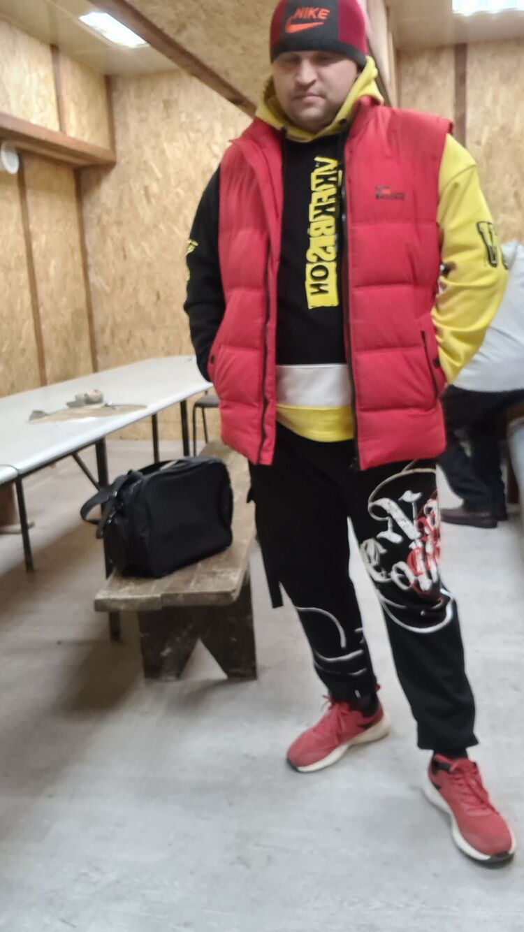  38445109  , 41 ,    