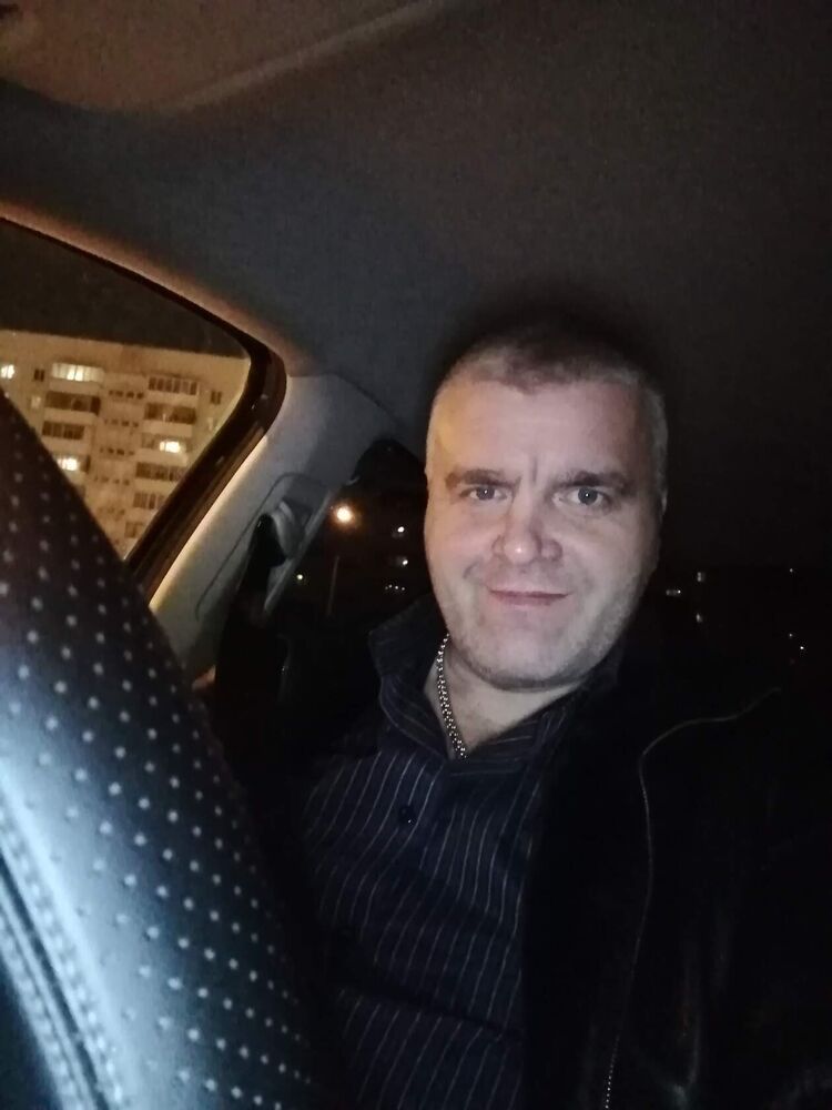  28390299  Ը, 49 ,    