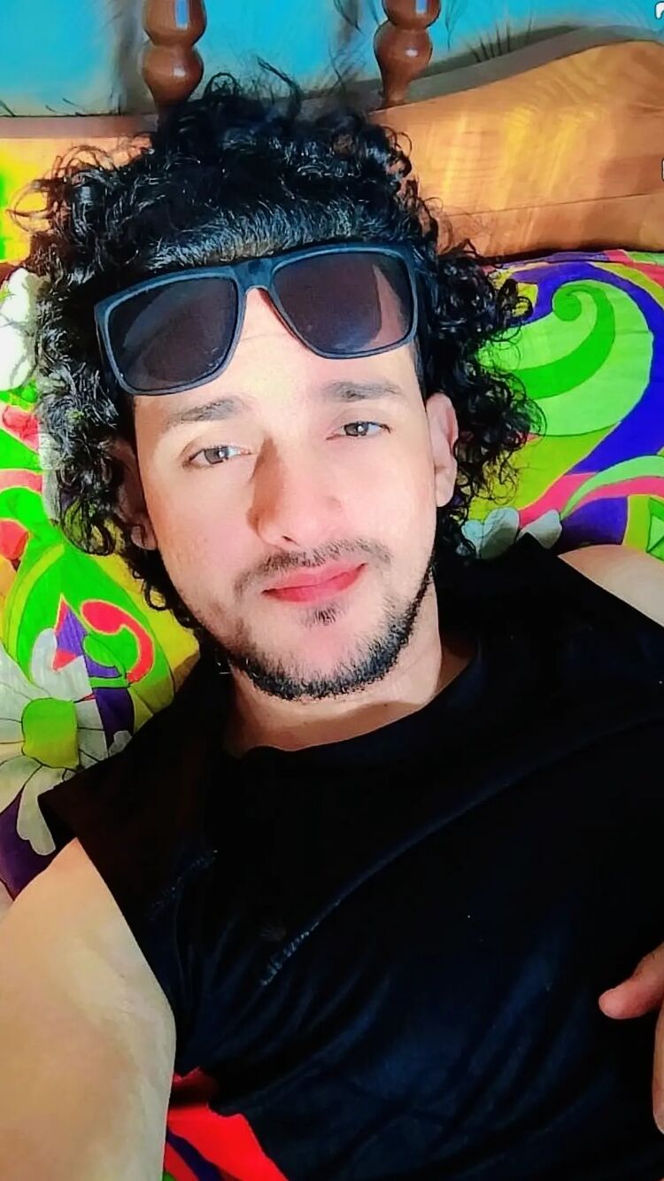  52724179  Salah, 28 ,    Ciecierzyn