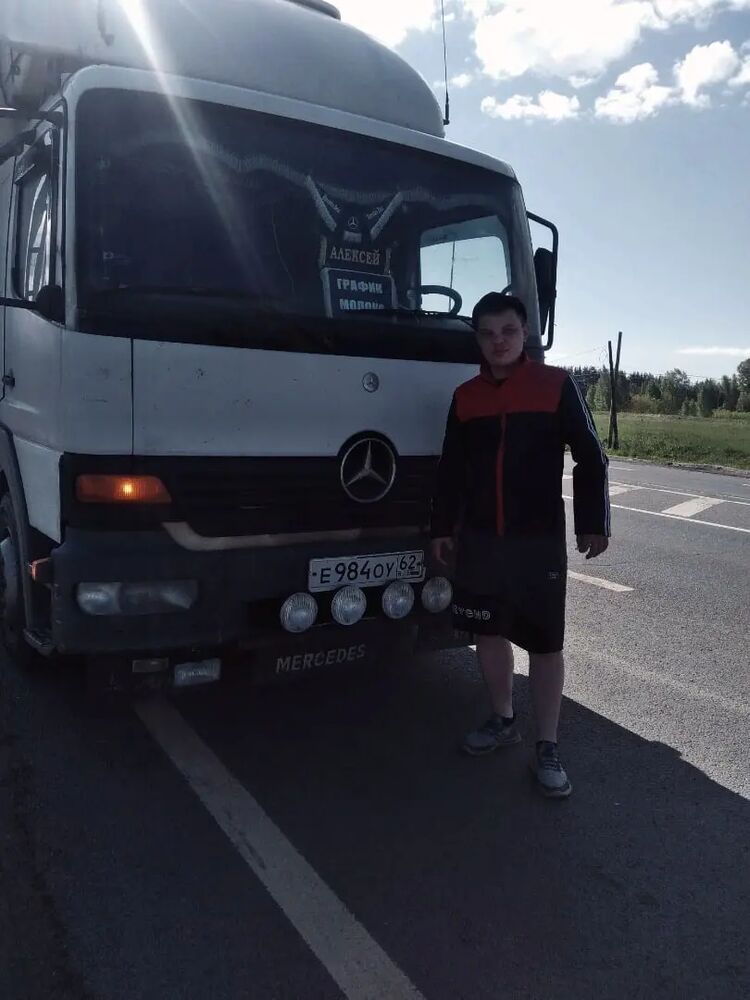  33206199  , 40 ,    --