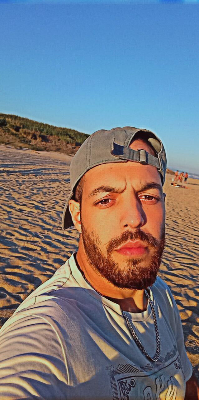  Algiers,   Malek, 30 ,   ,   , c 
