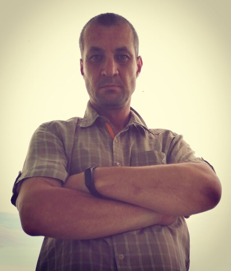  23278369  Ruslan, 42 ,    
