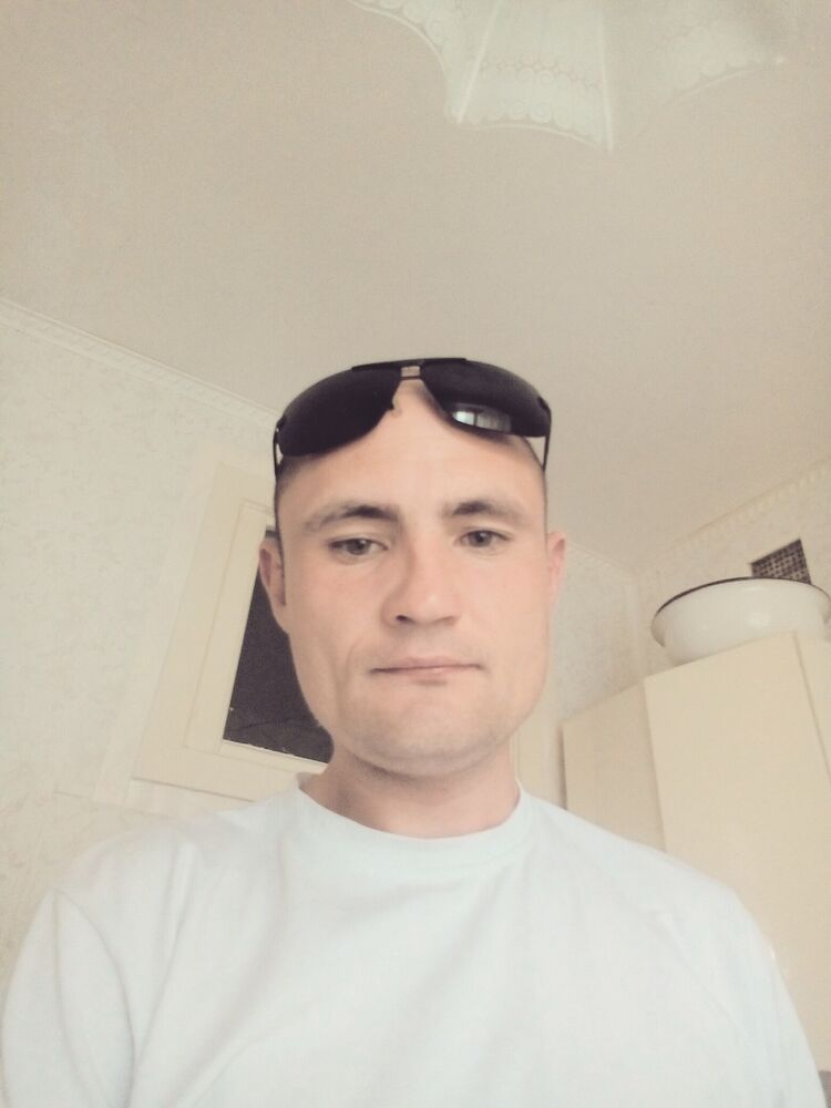  9882329  , 37 ,    
