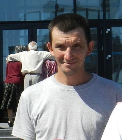  18549779  Vasya, 44 ,    