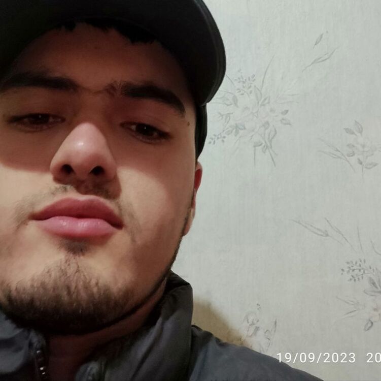  47227829  Sultan, 23 ,    
