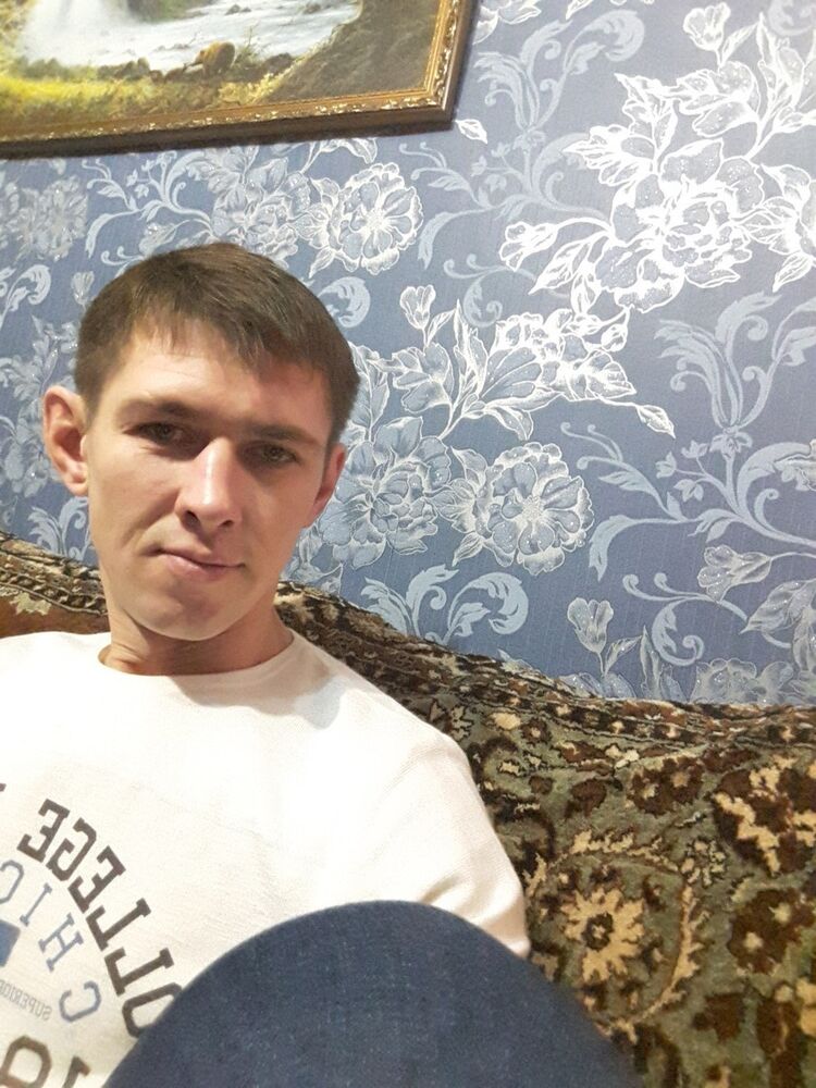  10751049  , 39 ,    