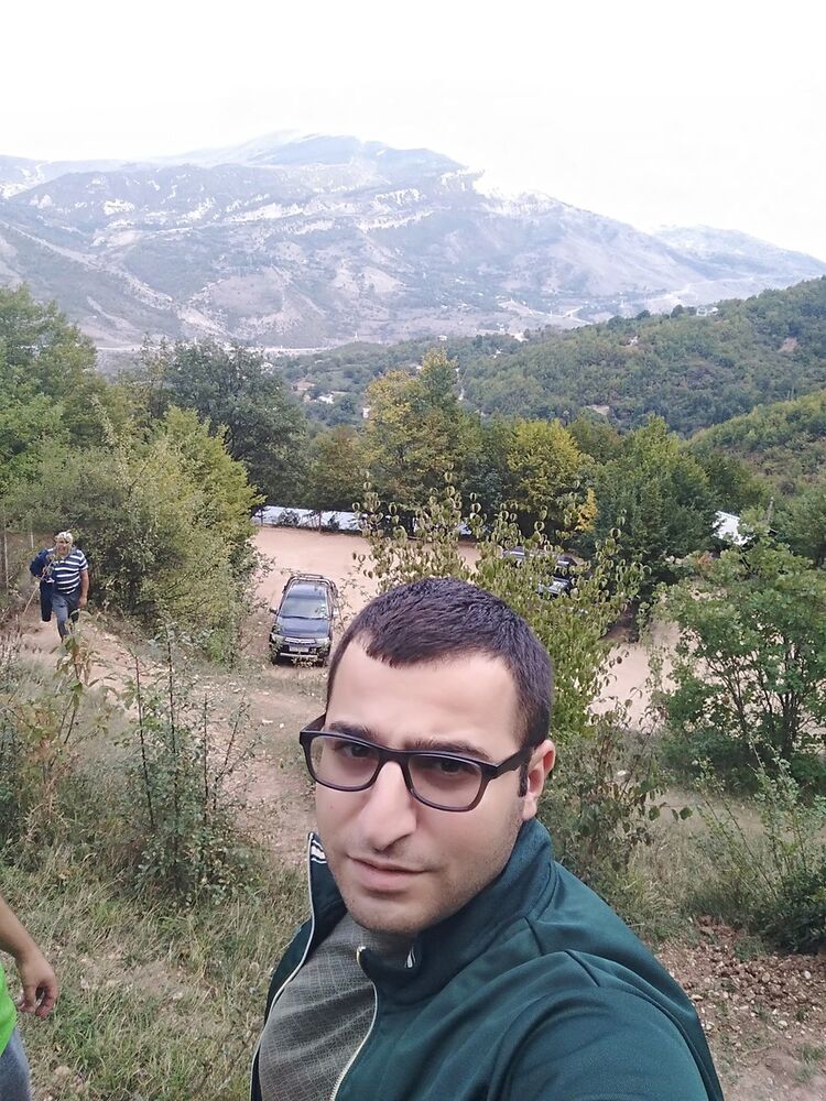  ,   Farid, 32 ,   ,   , c 