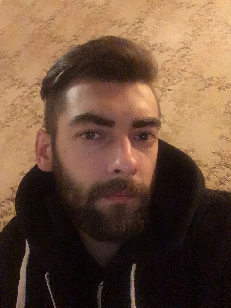  18303419  , 28 ,     
