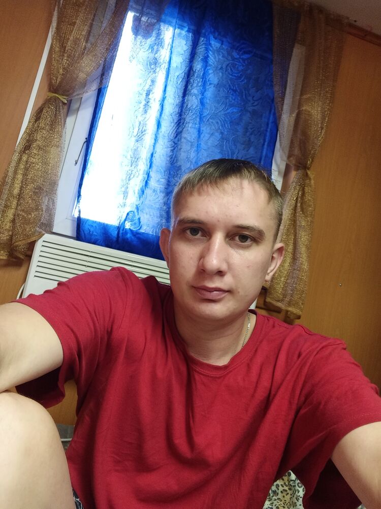  33117649  Aygiz, 27 ,    