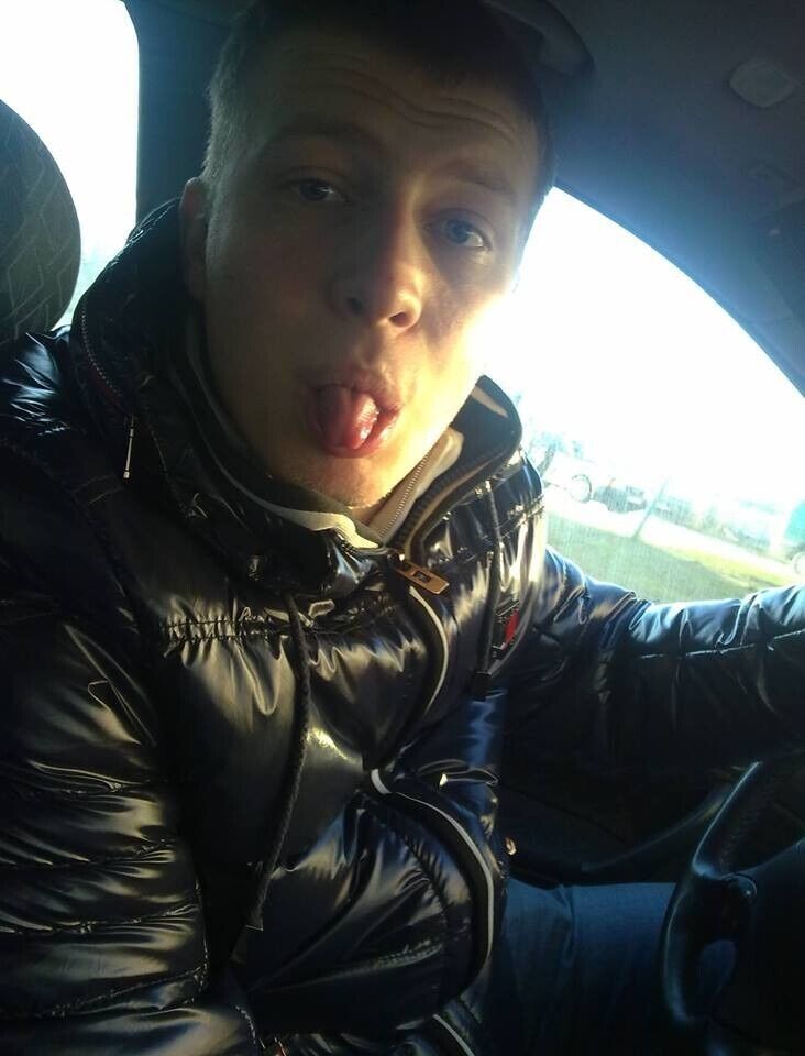  ,   Max, 33 ,   ,   