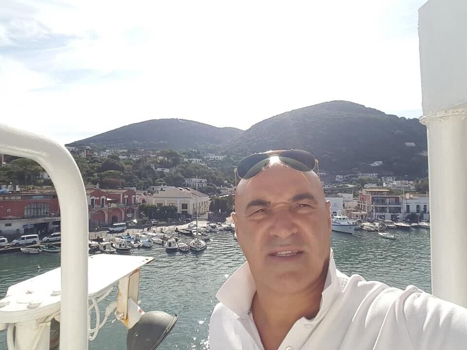  20595669  Julio Pearce, 61 ,    Aalden