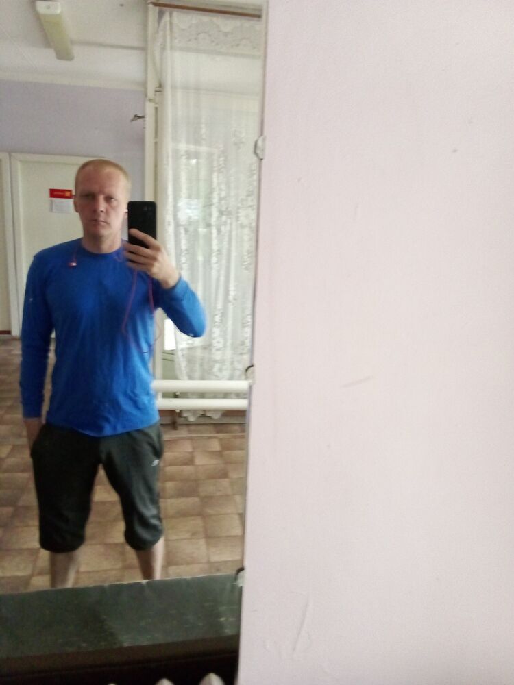  46087319  , 37 ,    -
