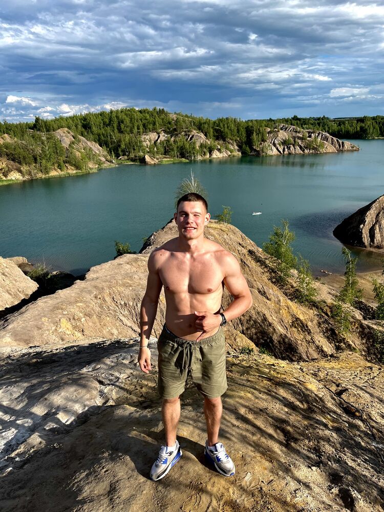  ,   Vlad, 28 ,   ,   