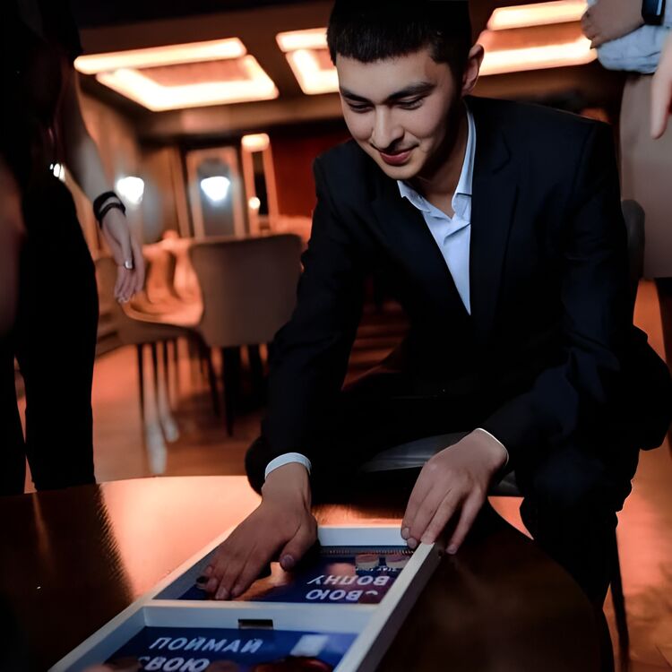 ���� 40409779 ����� Arlen, 24 ����, ���� ���������� � �������