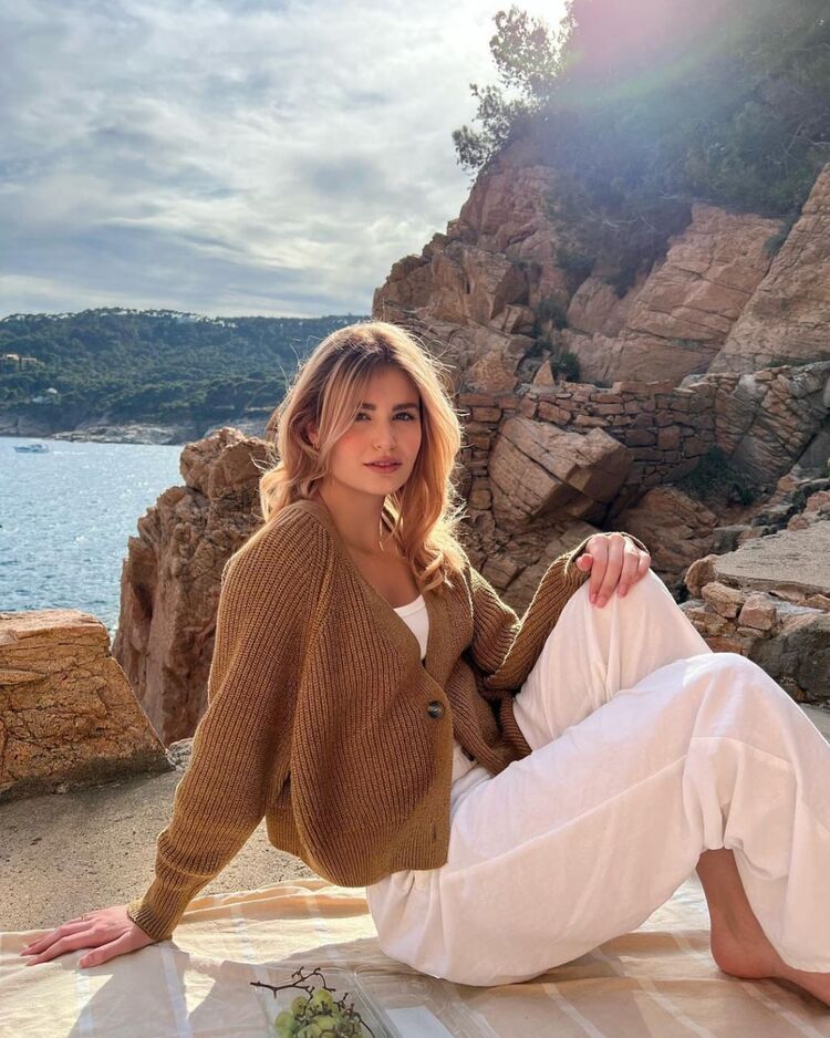  -,   , 28 ,   ,   