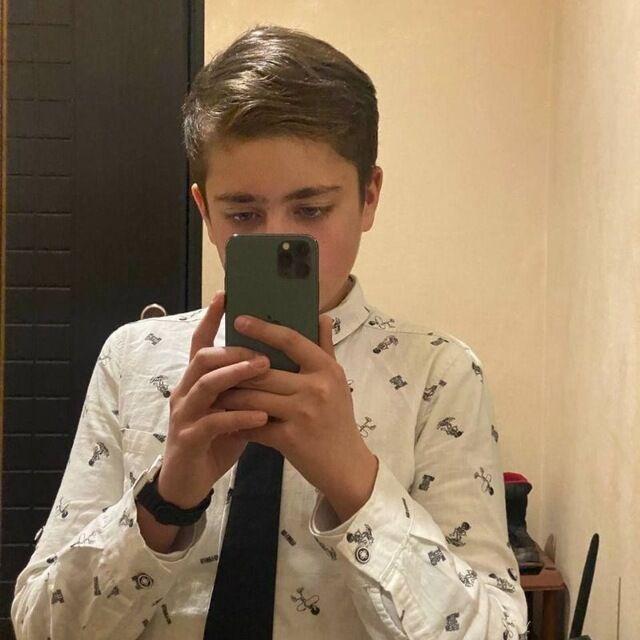  34932839  David, 20 ,    