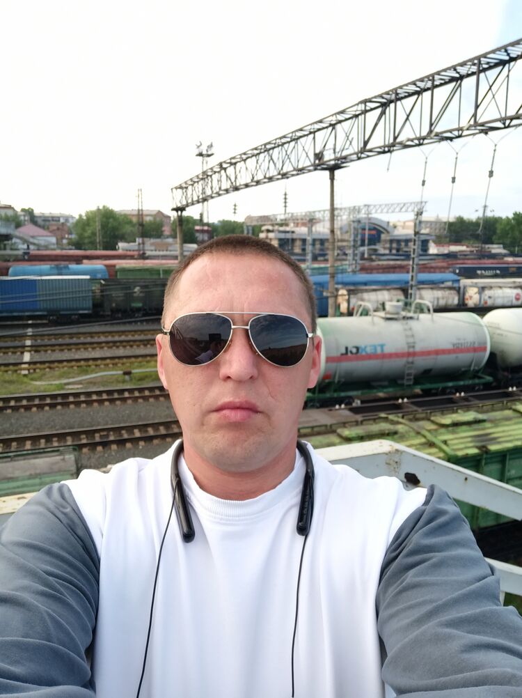  52161469  , 37 ,    