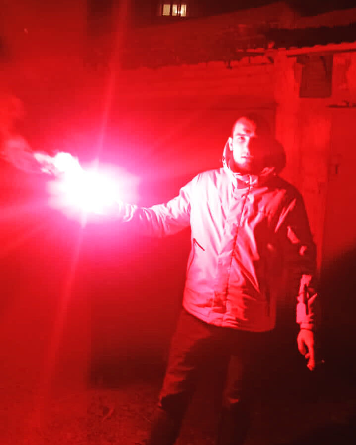  36562649  , 27 ,    