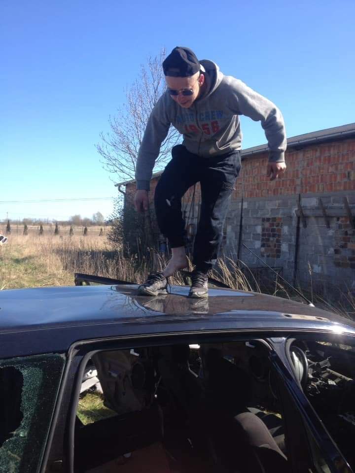  24506529  Nazar, 27 ,    