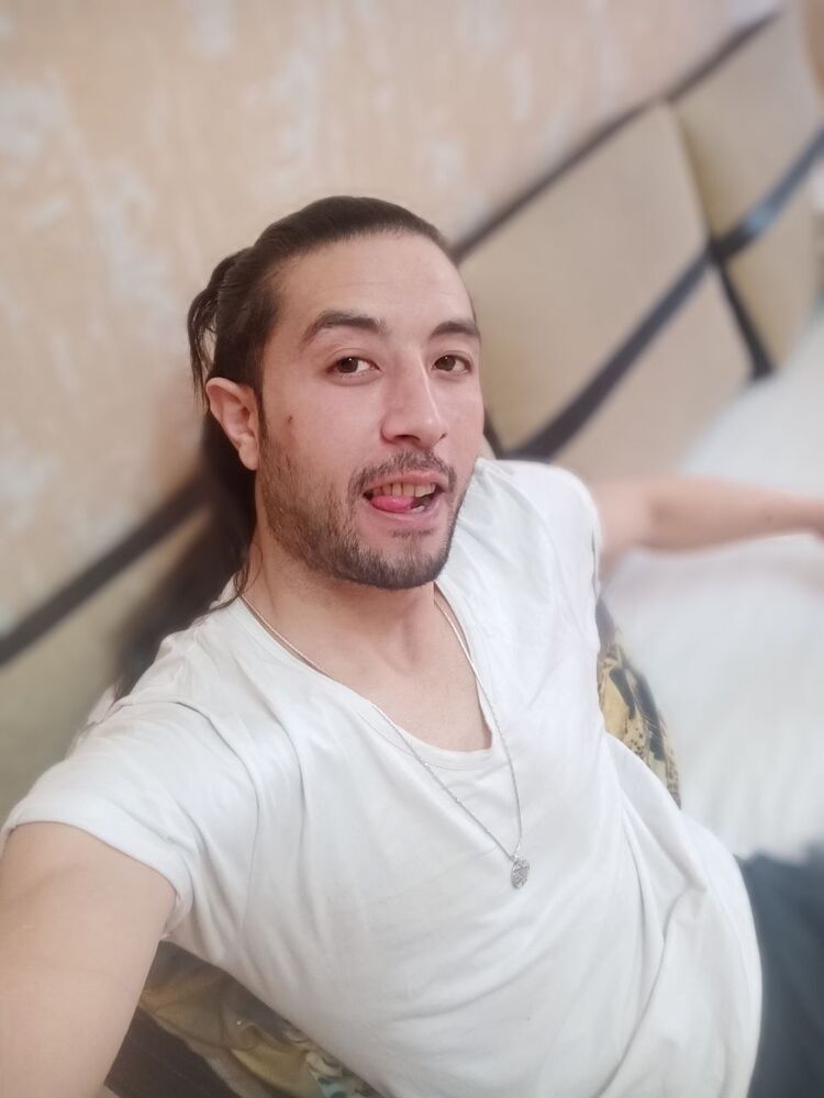  43496459  , 37 ,    