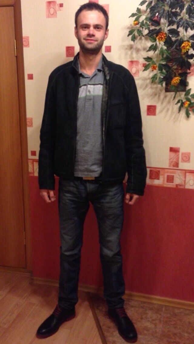  5497389  Kot, 40 ,    