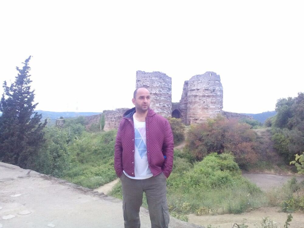  17977459  Murat, 52 ,    