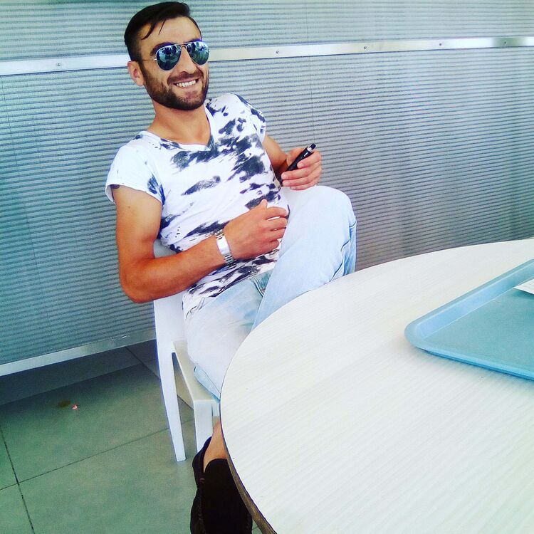  43585749  Giorgi, 38 ,    