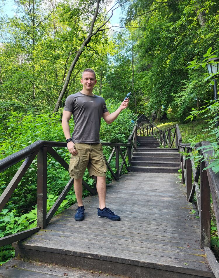  ,   Vladislav, 35 ,   ,   