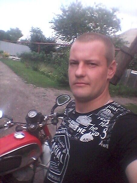  21638259  , 32 ,    