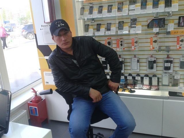  ,   Bahriddin, 37 ,   ,   , c 