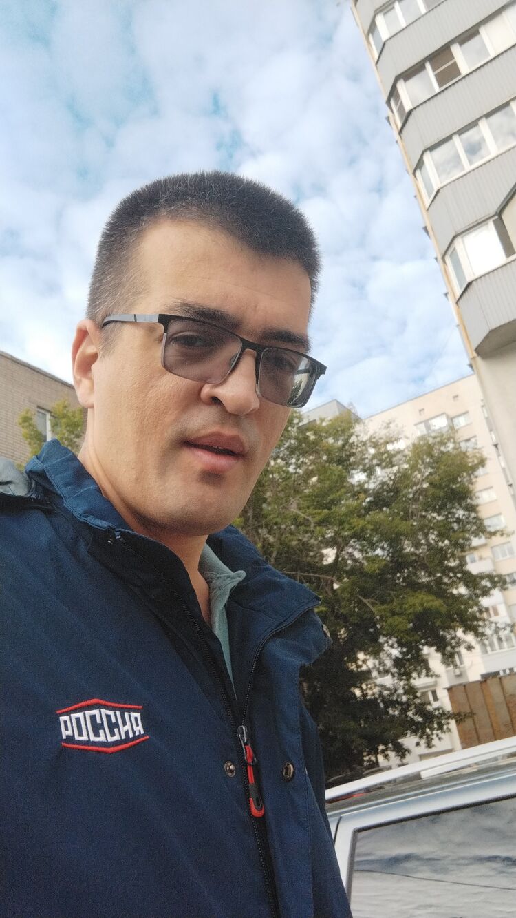  32335239  , 40 ,    