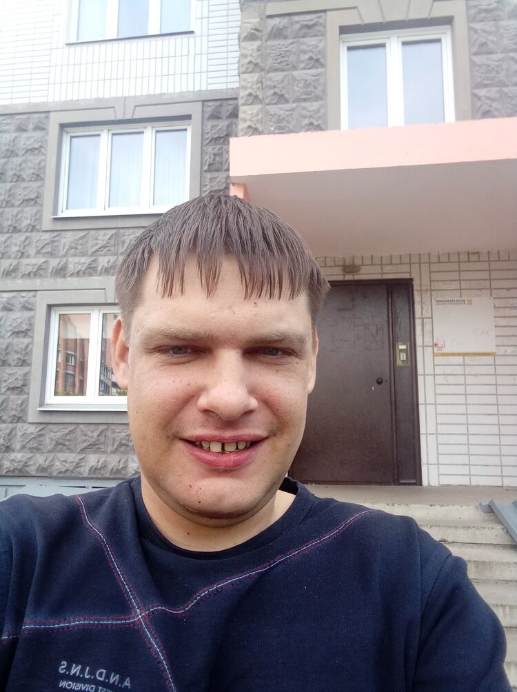  27472029  Sergey, 40 ,    