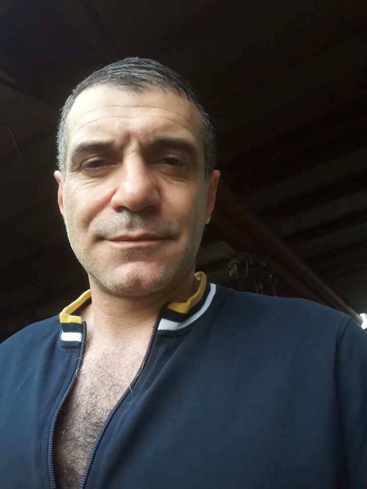  23277489  Arsen, 51 ,    