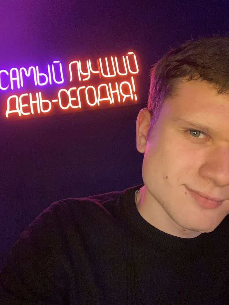  38068289  , 24 ,    