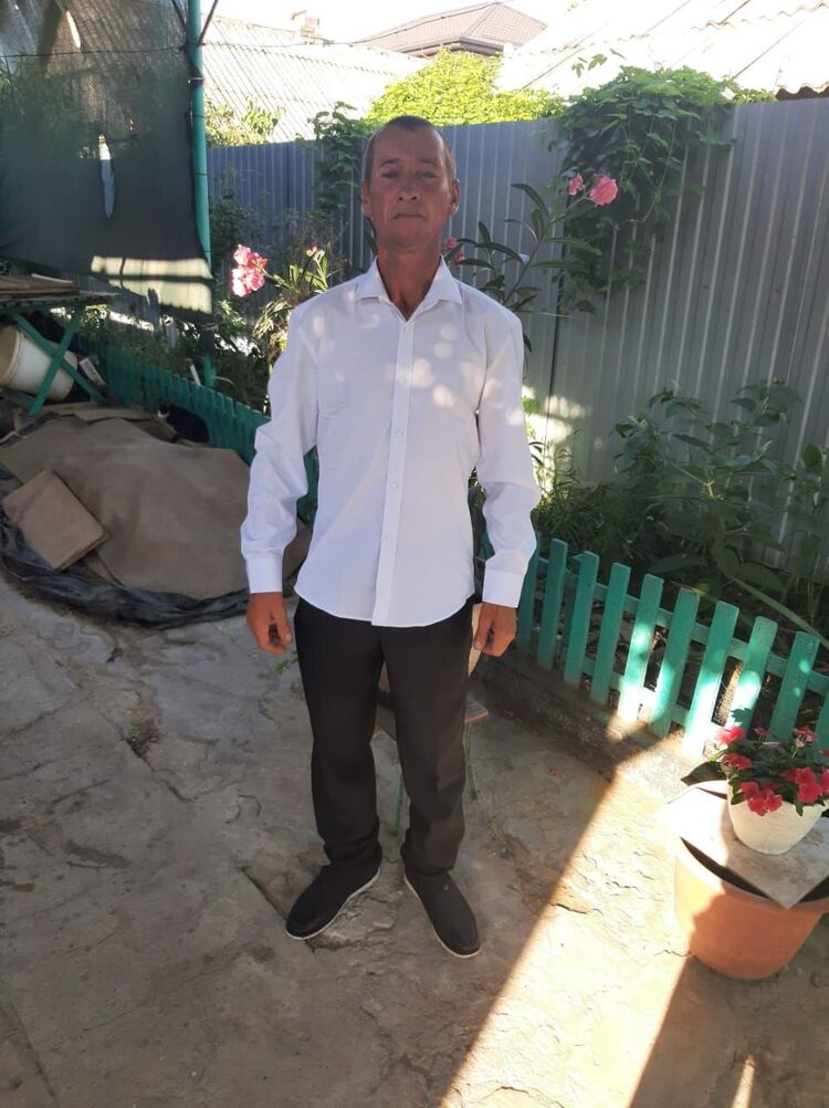 37094809  , 42 ,    