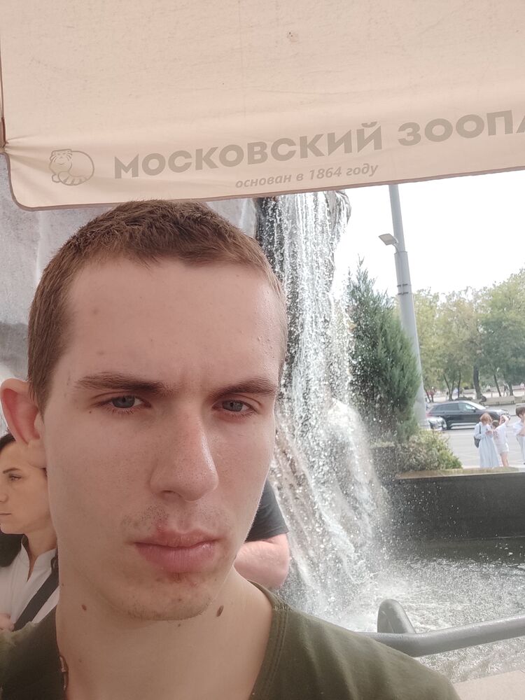  30370779  , 27 ,    