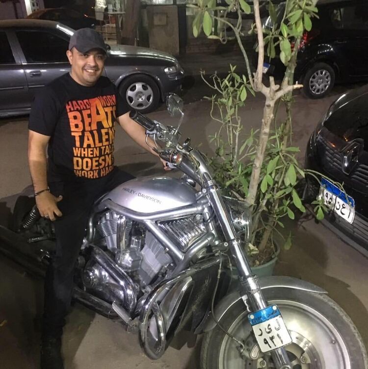 24660749  Ali, 35 ,    