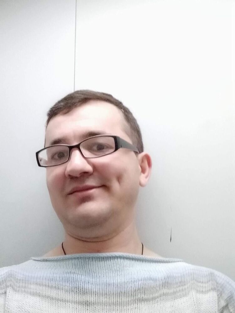  28032219  , 42 ,    