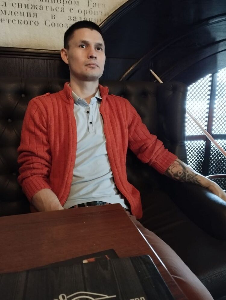  --,   , 32 ,     , c 
