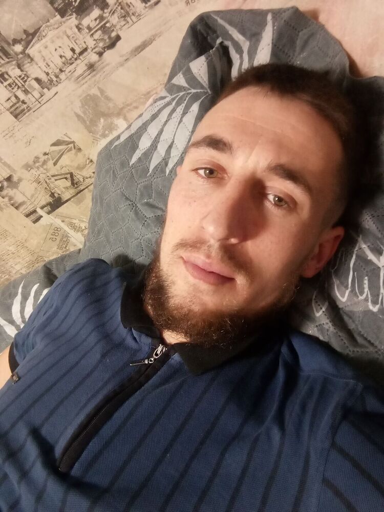  40431989  , 27 ,    