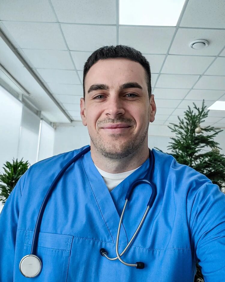  ,   Andreii, 34 ,   , 