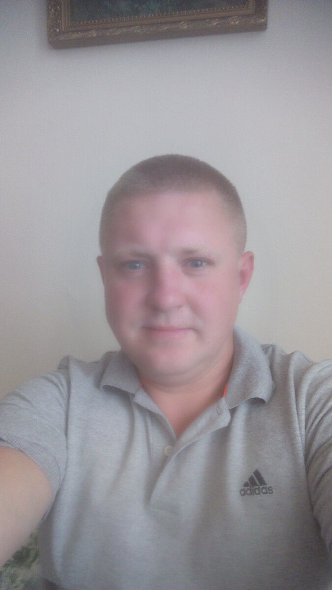  16039619  Vadim, 40 ,    Praha