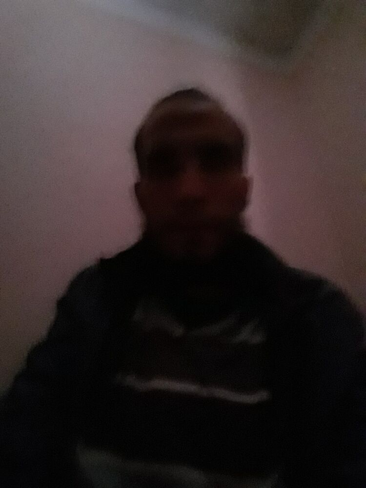  ,   Slimane, 38 ,   ,   , c 